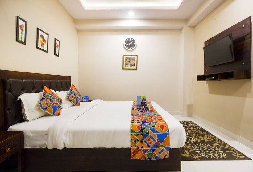 豪华房间, Fabexpress Travelers Lodge