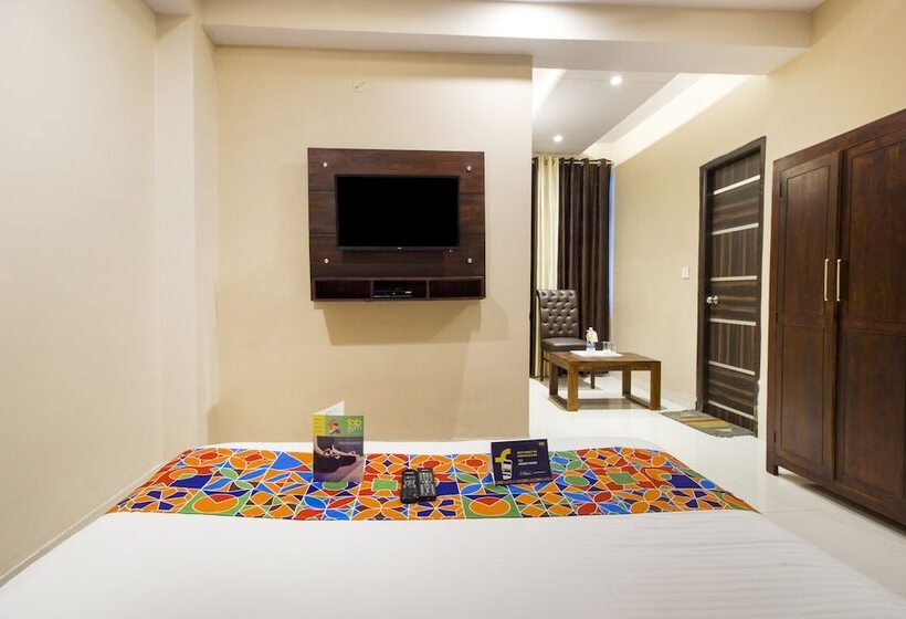 豪华房间, Fabexpress Travelers Lodge