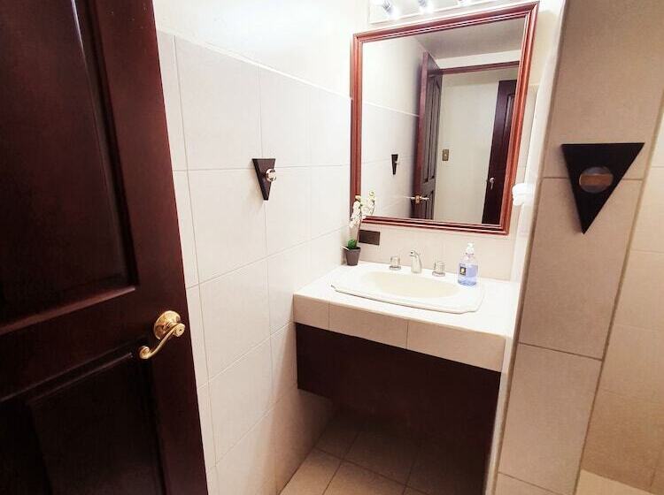 스탠다드 싱글 룸, Mango Airport