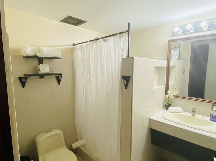 스탠다드 싱글 룸, Mango Airport