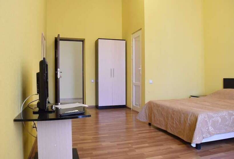 اتاق استاندارد با بالکن, Niagara Falls