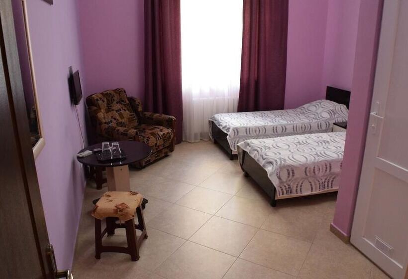 اتاق استاندارد با بالکن, Niagara Falls