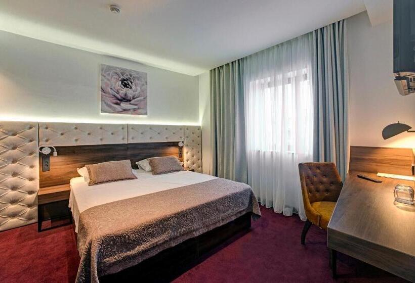 سوییت سوپریور, Scala D Oro