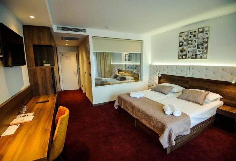 اتاق لوکس, Scala D Oro