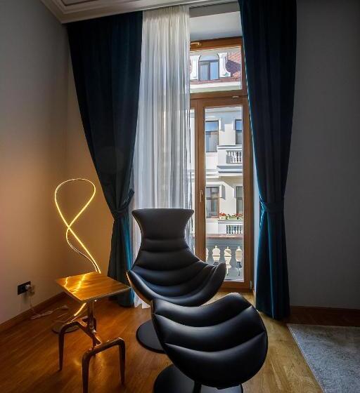 غرفة ديلوكس سرير كينج, Casa Hrisicos