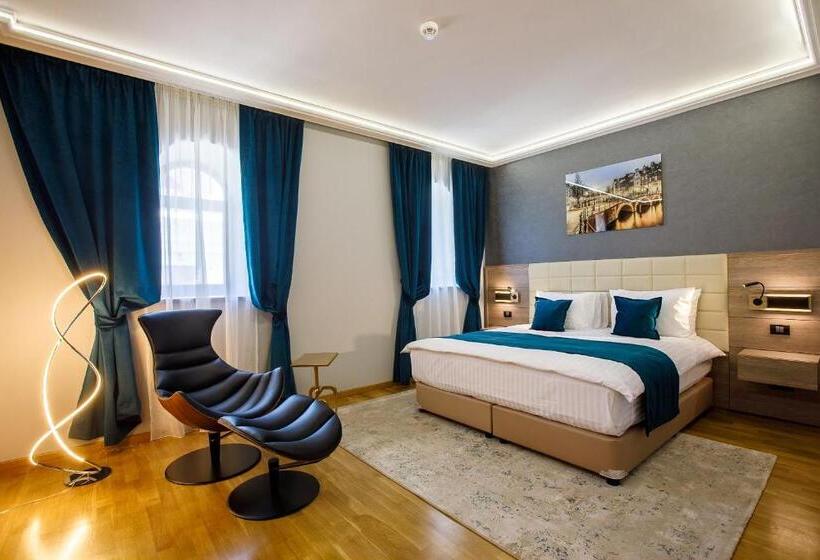 غرفة ديلوكس سرير كينج, Casa Hrisicos