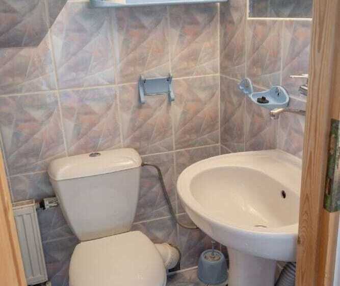 اتاق استاندارد با چشمانداز کوهستان, Willa Turnia