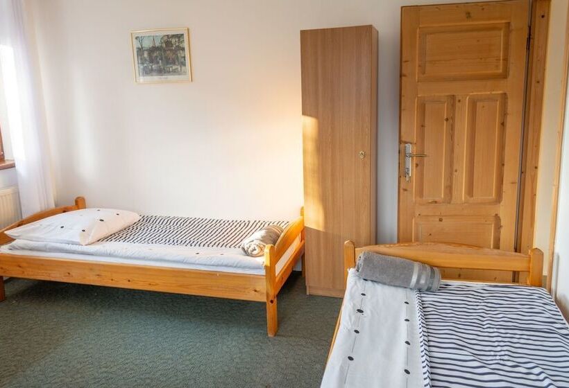 اتاق استاندارد با چشمانداز کوهستان, Willa Turnia