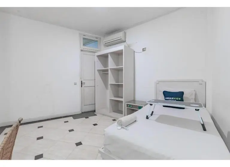 Quarto Estandar Individual, Urbanview Hotel Utari