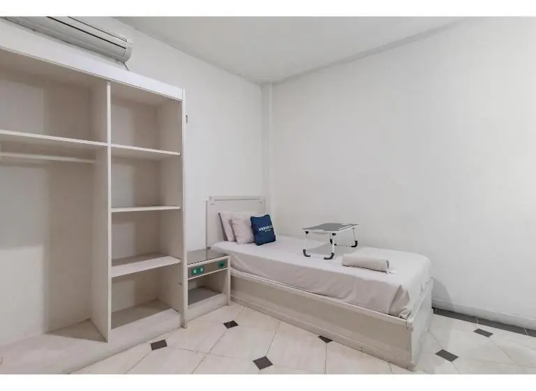 Quarto Estandar Individual, Urbanview Hotel Utari