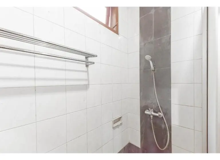 Quarto Deluxe, Urbanview Hotel Utari