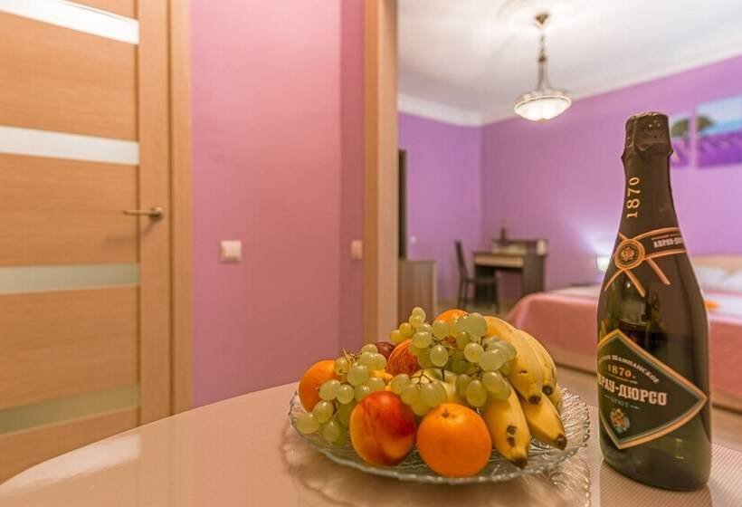 Standard Studio, Apart Hotel On Marata 28