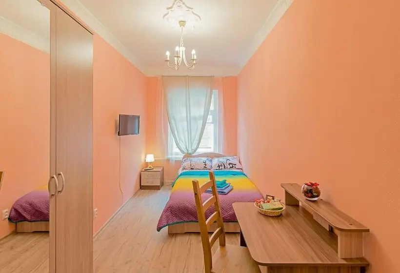 اتاق استاندارد با سرویس بهداشتی مشترک, Apart Hotel On Marata 28