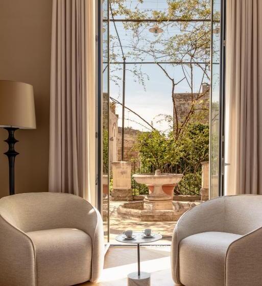 سوئیت جونیور با تراس, La Fiermontina Palazzo Bozzi Corso