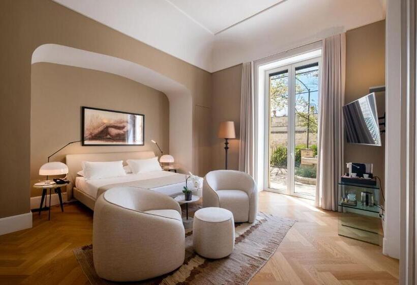 سوئیت جونیور با تراس, La Fiermontina Palazzo Bozzi Corso