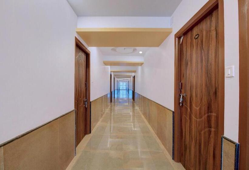 Трехместный Номер Классика, Capital O 13489 Garuda Comforts