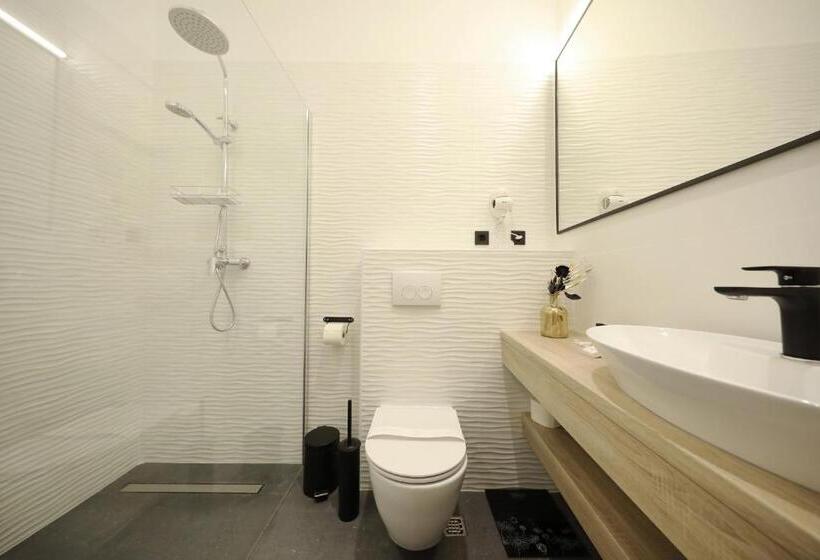 标准间, Teatro Verdi Boutique