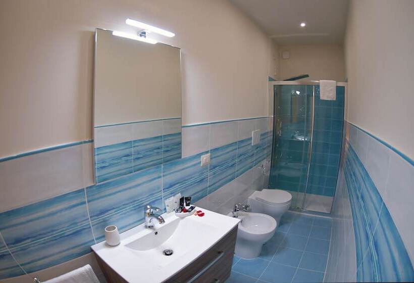 غرفة ديلوكس ثلاثية, Dei Del Mare Extra Luxury