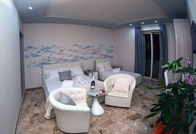 غرفة ديلوكس ثلاثية, Dei Del Mare Extra Luxury