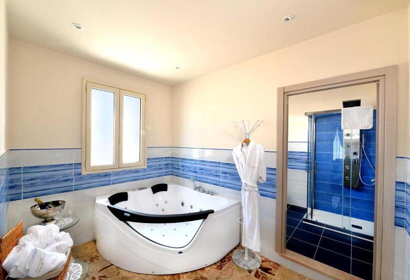 جناح ديلوكس, Dei Del Mare Extra Luxury