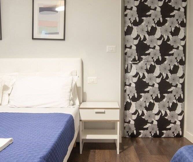 اتاق راحتی سه تخته, Maribea Rome Center