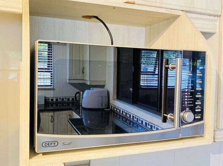 豪华房间, Airport Royal Guest House