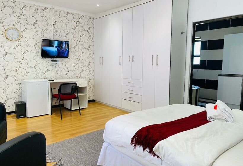 豪华房间, Airport Royal Guest House