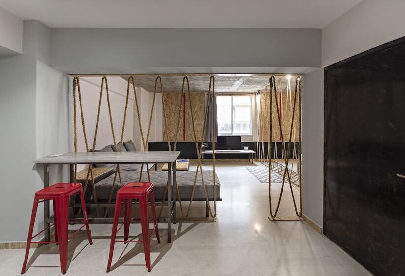 エクゼクティブスイート, Piraeus Premium Suites