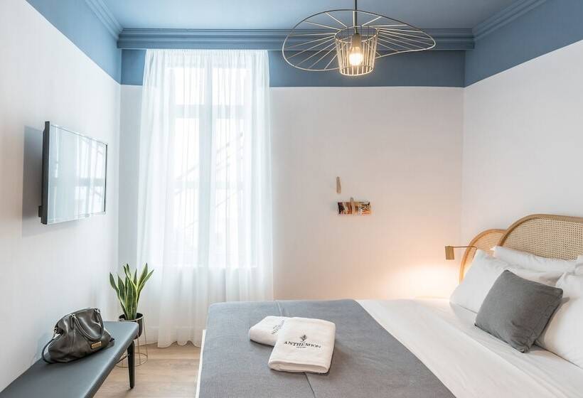 חדר סטנדרט, The Anthemion House