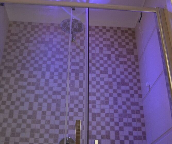 四人标准间, B&b #foryou