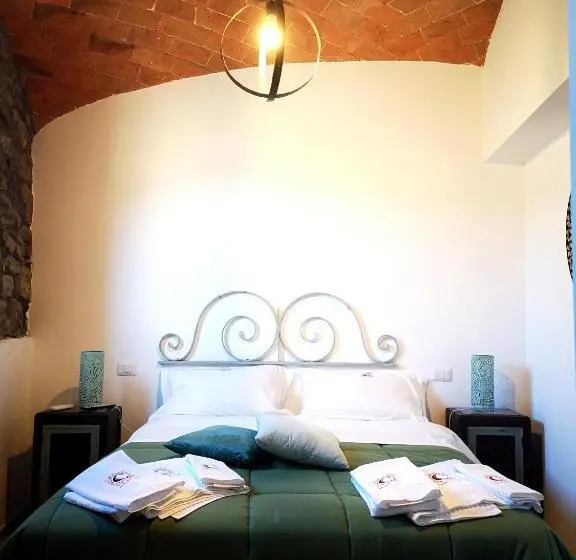 Basic-huone, Casale 1541