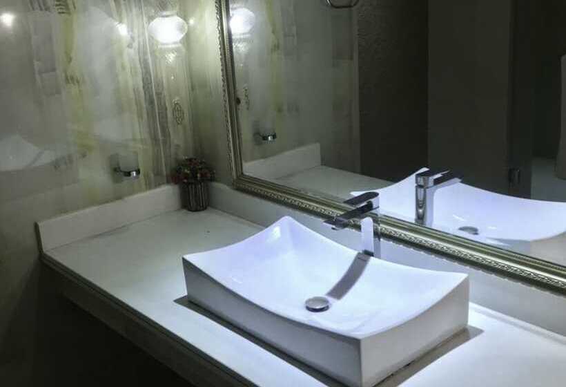 اتاق استاندارد, De Shalimar