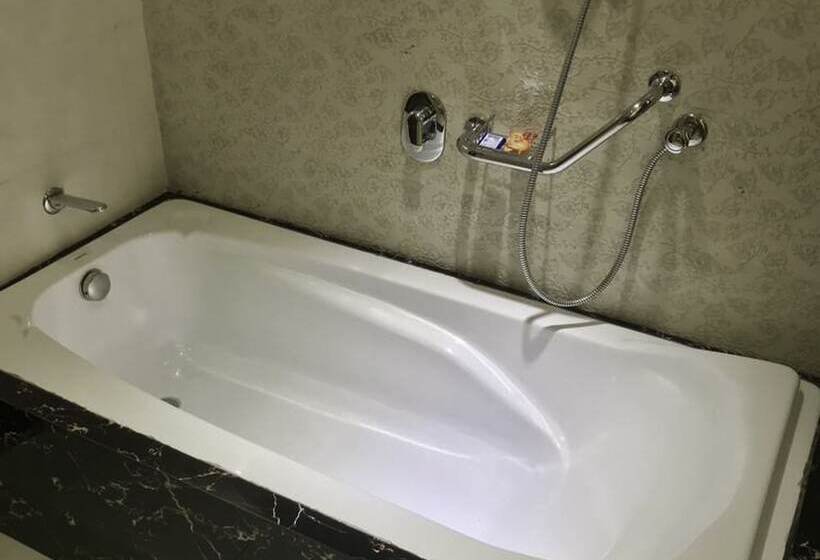 اتاق استاندارد, De Shalimar