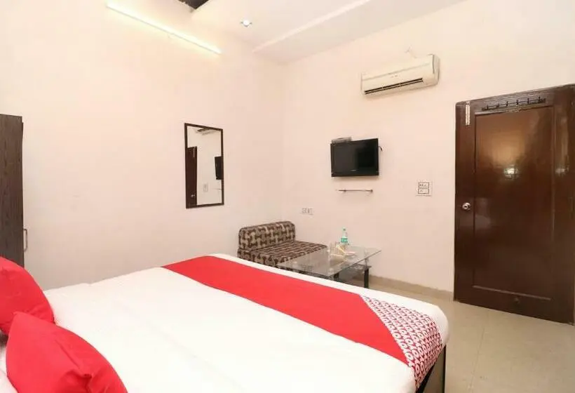 اتاق کلاسیک سه تخته, Kailash Regency By Oyo Rooms