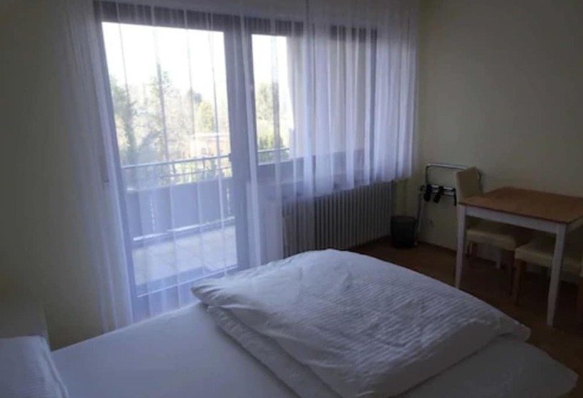 דירת חדר, Pension Schlossgarten