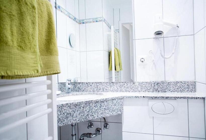 غرفة قياسية فردية, Wagner