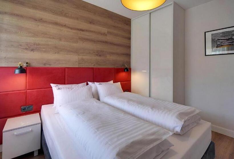 Апартаменты 2 Спальни с Балконом, Norweska Dolina Family&pet Friendly Resort