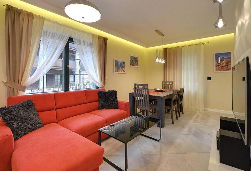 带1个卧室的经典公寓, Norweska Dolina Family&pet Friendly Resort