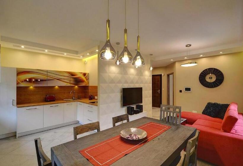 带1个卧室的经典公寓, Norweska Dolina Family&pet Friendly Resort