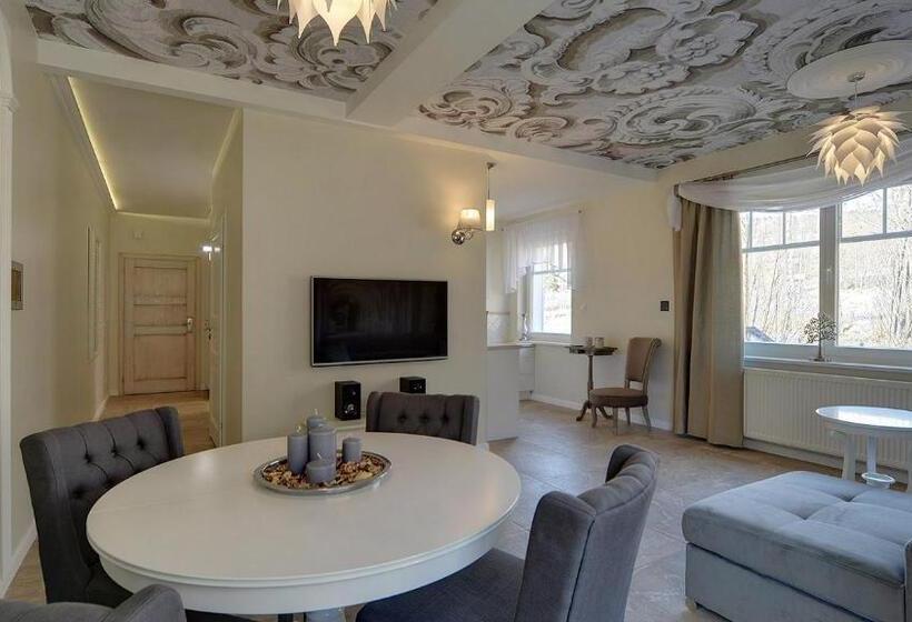 带1个卧室的高级公寓, Norweska Dolina Family&pet Friendly Resort