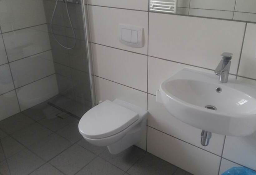 四人标准间, Kamienica Pod Aniołami