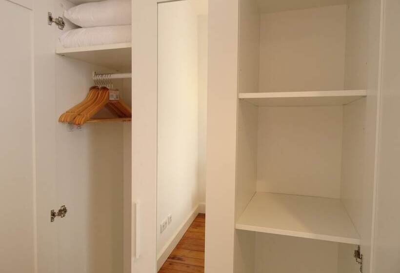 חדר משפחתי, Museum House