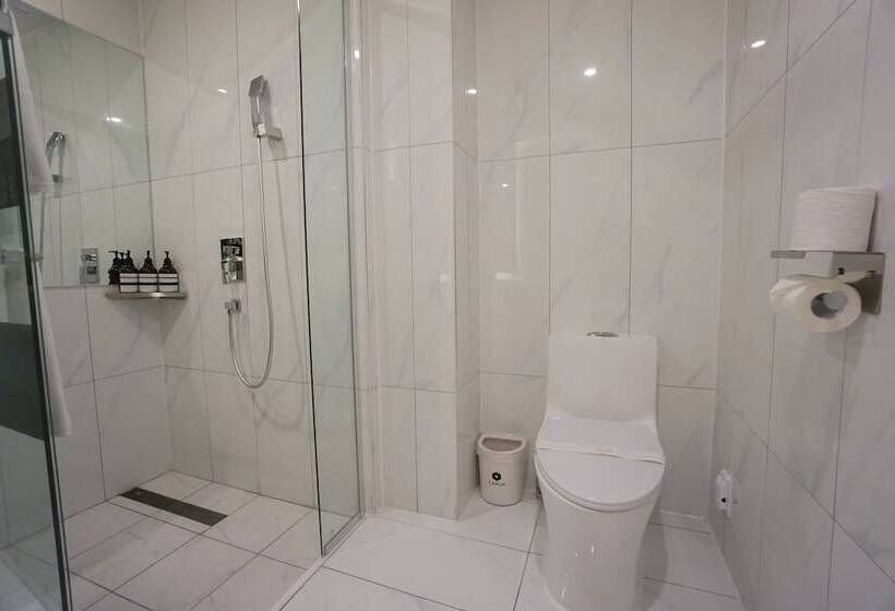 Quarto deluxe, Ekklim Classic