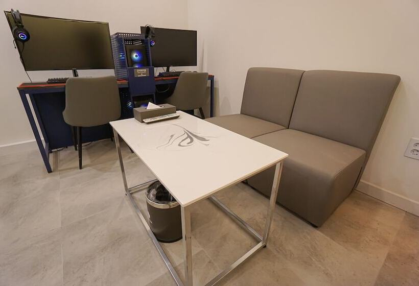 Quarto deluxe, Ekklim Classic