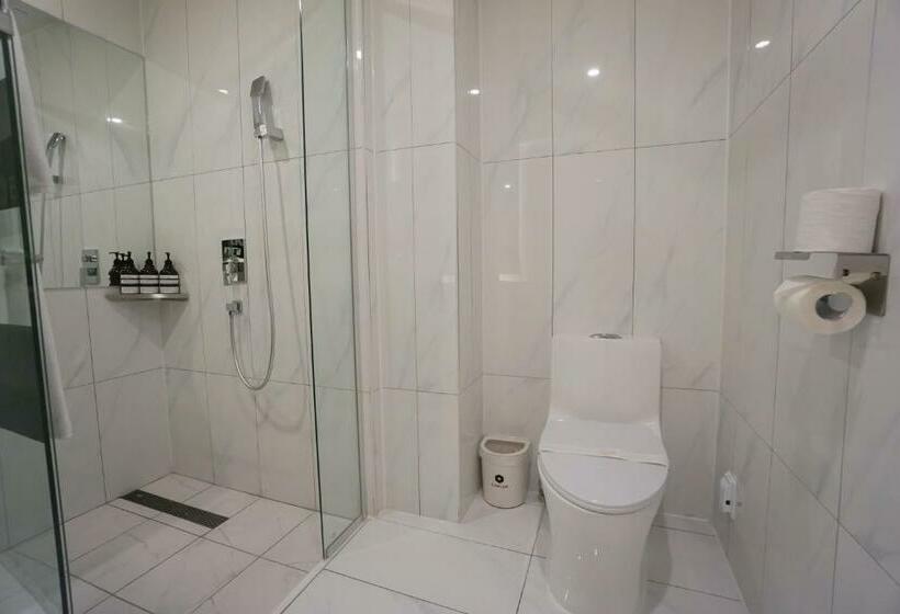 Quarto deluxe, Ekklim Classic