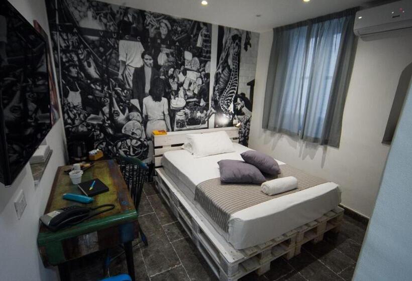 豪华单人间, Palermo Gallery