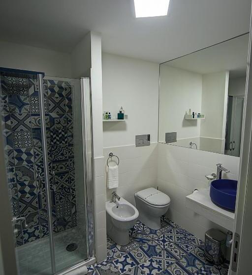 豪华单人间, Palermo Gallery