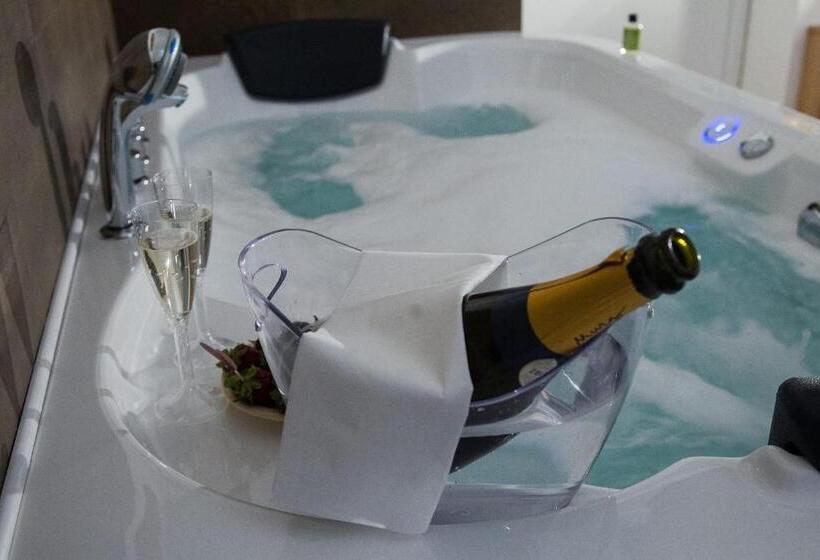 带大床的标准间, Palermo Gallery