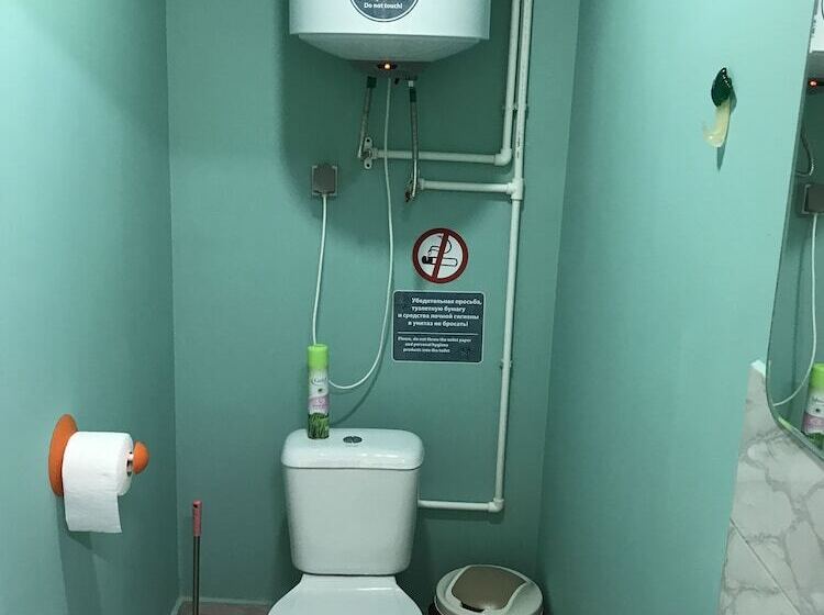 经济房, Capsule Hotel Aloha