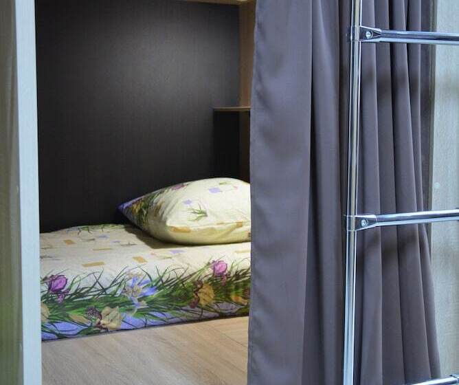 标准单人间, Capsule Hotel Aloha